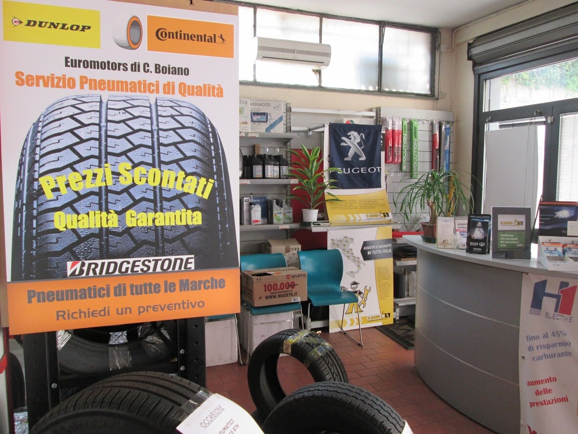 Cartellone pubblicitario